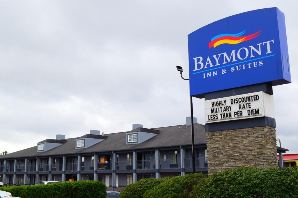 Baymont By Wyndham Warner Robins Motel Exterior foto